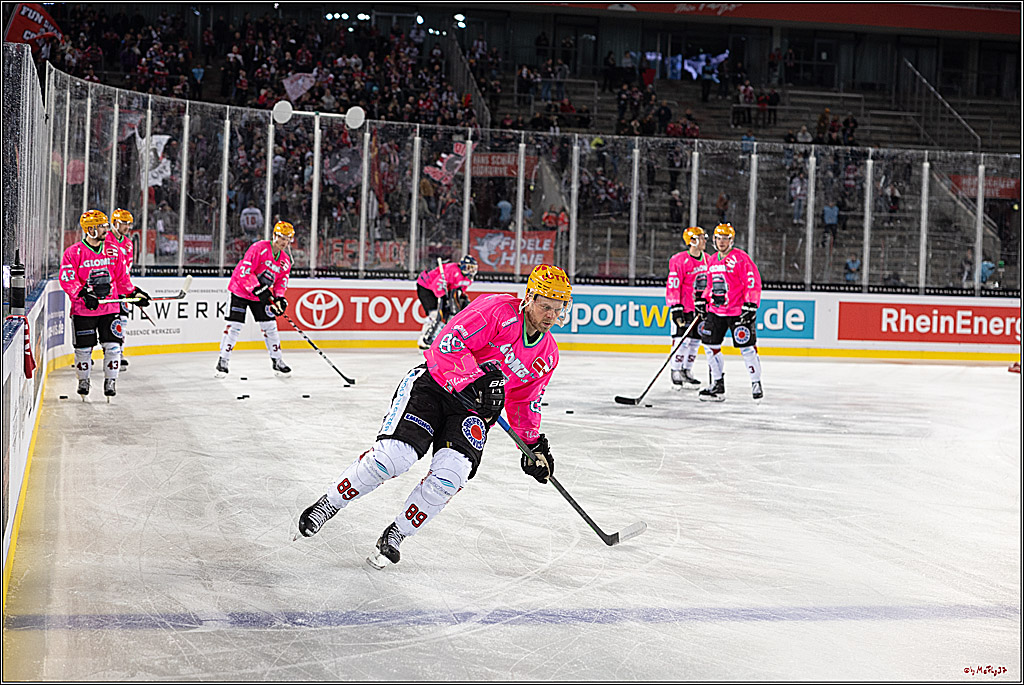 PENNY DEL;  Kölner Haie - Fischtown Pinguins; Köln, 22.12.2022